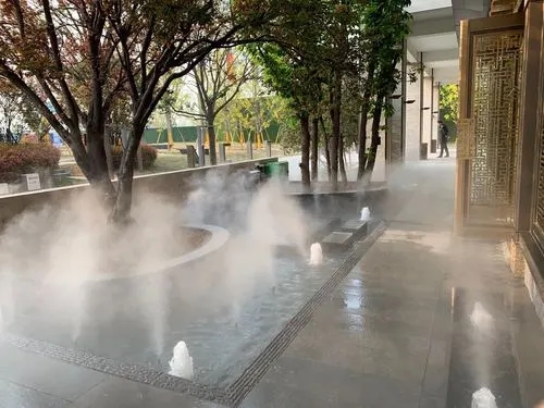 冷雾喷泉设备应该怎样搭配才能保证有足量的雾气产生？