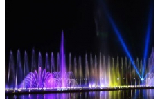 灵湖湖面音乐喷泉